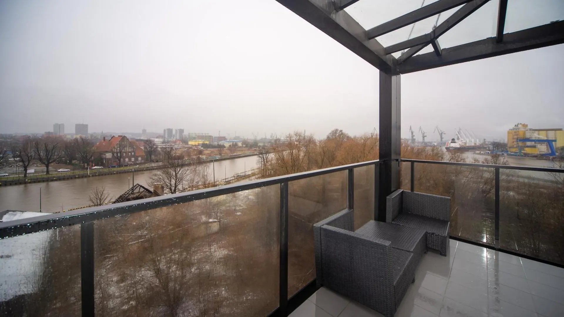 Premium 4 Rooms Apartment Gdansk 0*,  Poland
