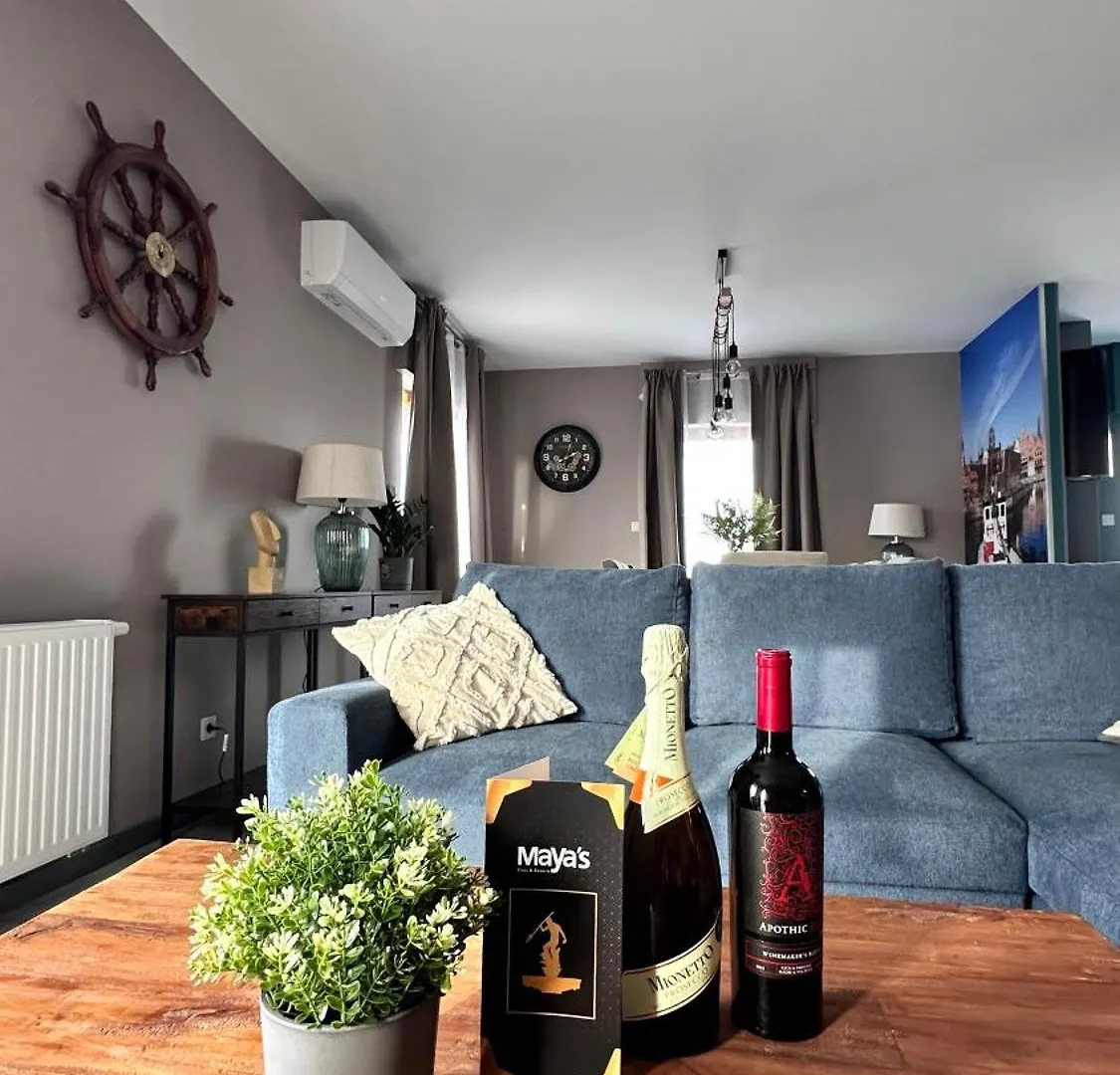 Premium 4 Rooms Apartment Gdansk 0*,  Poland